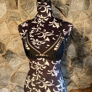 Xhilaration Bikini Top M